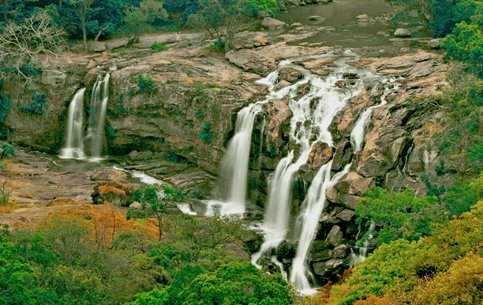 Thoovanam waterfalls